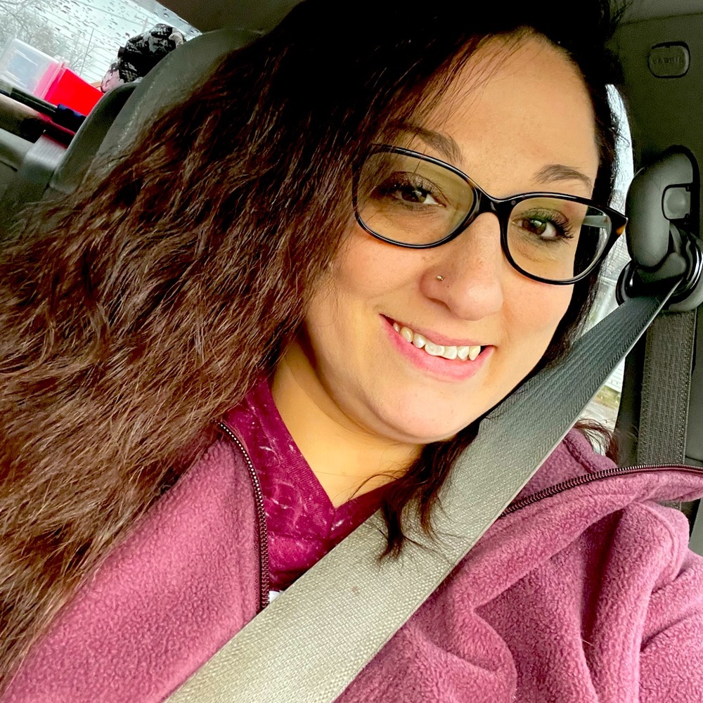 Meet your Posher, Hannah